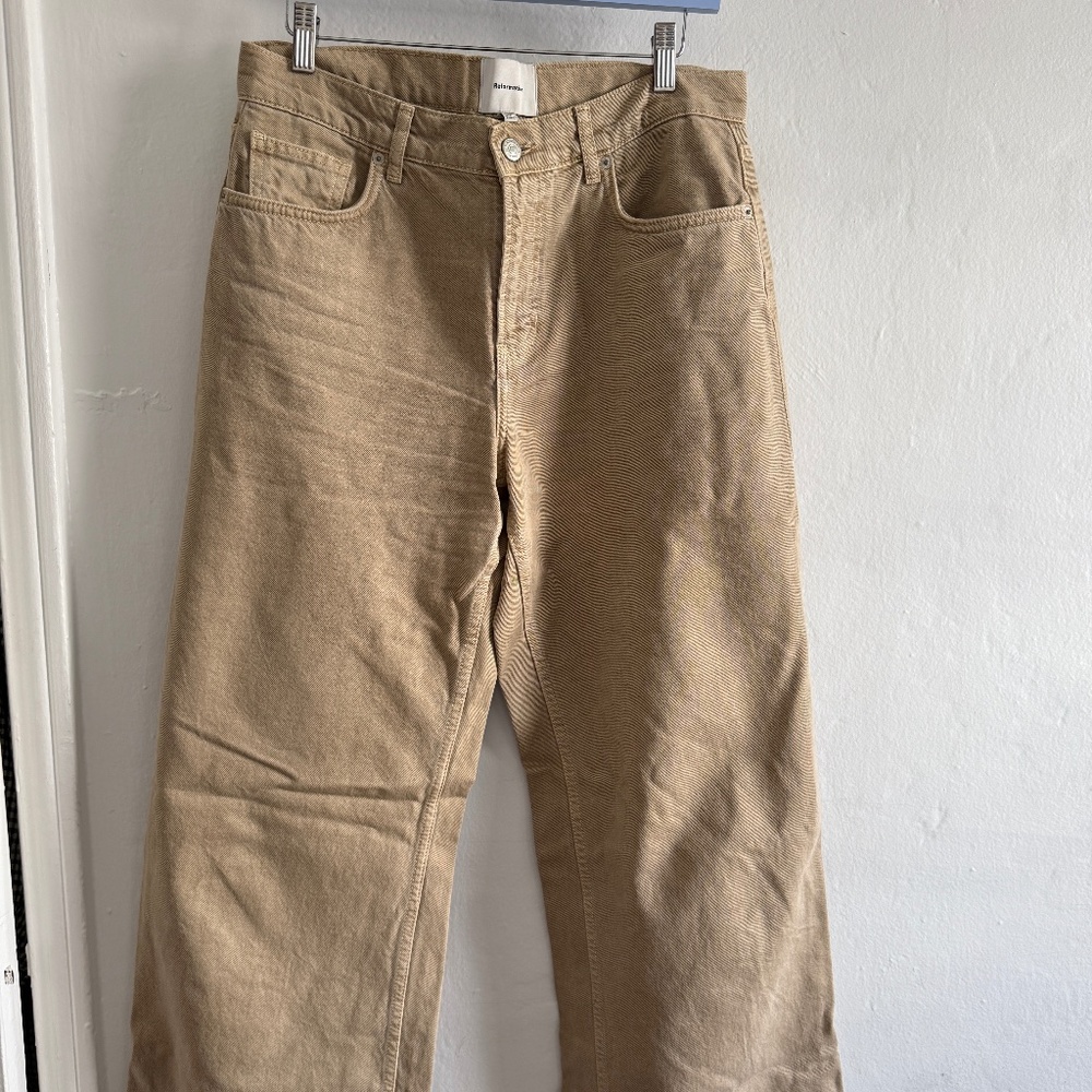 Reformation Cary Low Rise Jeans in Sand Dollar